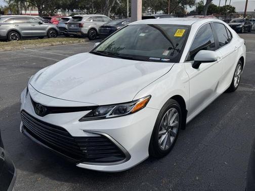 2024 Toyota Camry LE