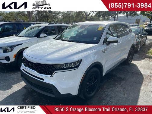 2022 Kia Sorento LX