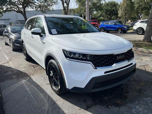 2022 Kia Sorento LX