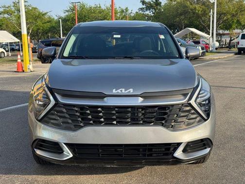 2024 Kia Sportage Hybrid LX