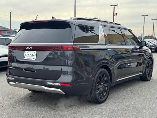 2024 Kia Carnival SX Prestige