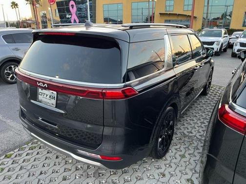 2024 Kia Carnival SX Prestige