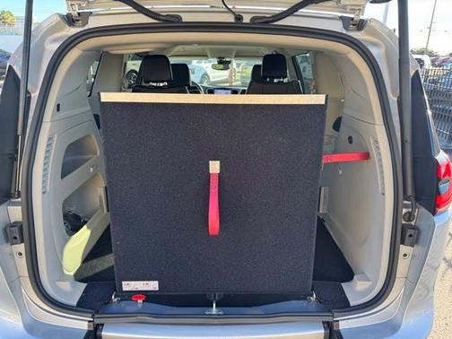 2024 Chrysler Pacifica Touring-L