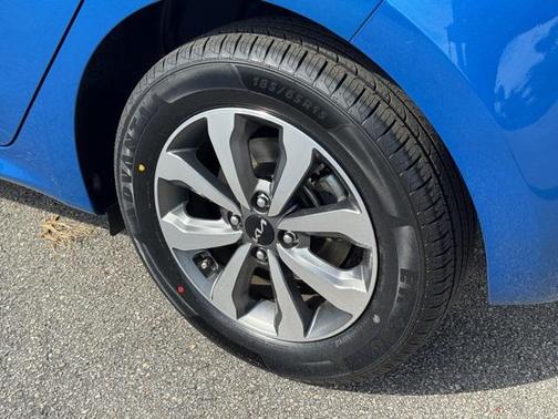 2022 Kia Rio S
