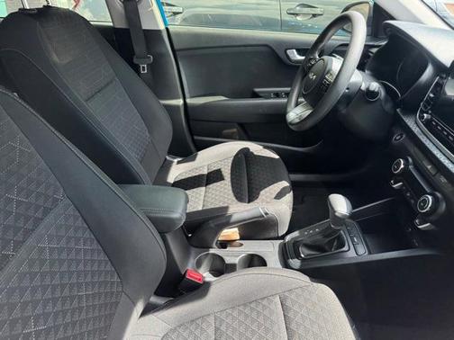 2022 Kia Rio S
