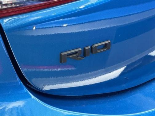 2022 Kia Rio S