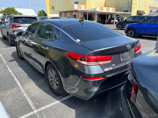 2020 Kia Optima LX