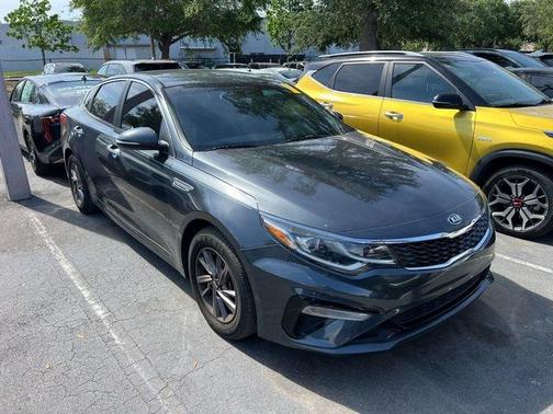 2020 Kia Optima LX
