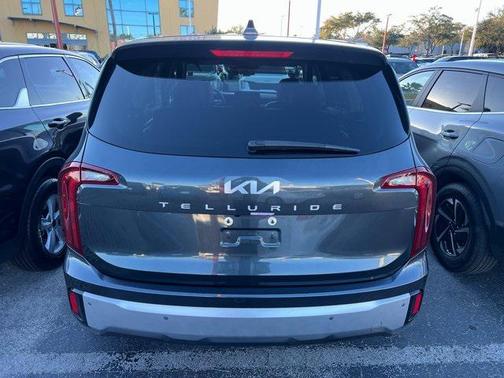 2024 Kia Telluride LX
