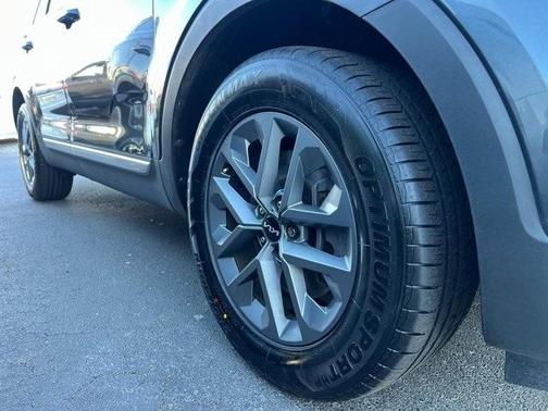 2024 Kia Telluride LX