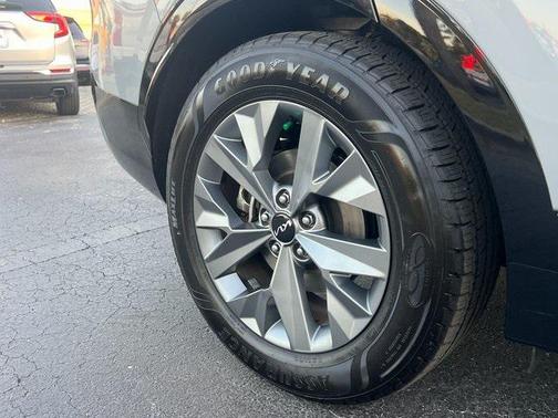 2023 Kia Sportage SX