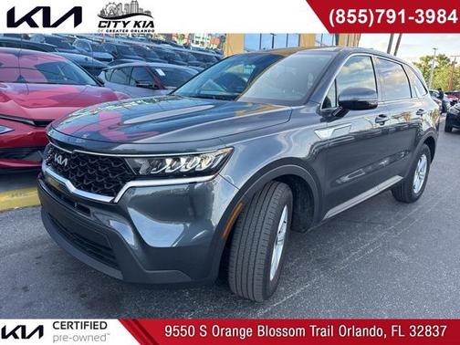 2022 Kia Sorento LX