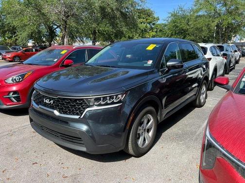 2022 Kia Sorento LX