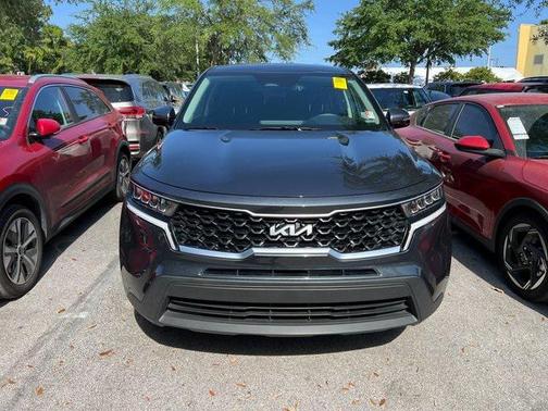 2022 Kia Sorento LX