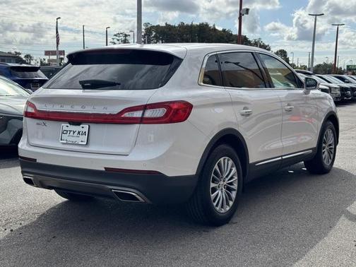 2017 Lincoln MKX Select