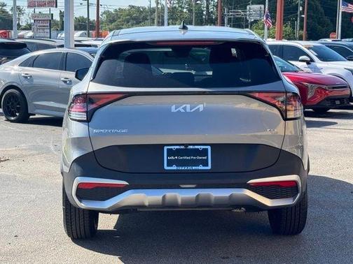Gray 2024 Kia Sportage LX