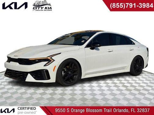 Snow White Pearl 2025 Kia K5 GT-Line