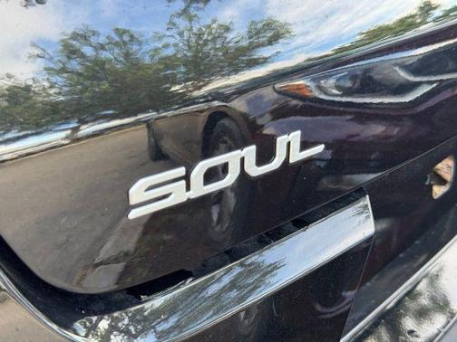Black 2025 Kia Soul LX