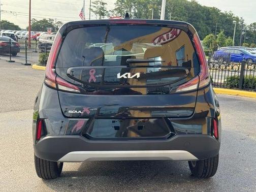 Black 2025 Kia Soul LX