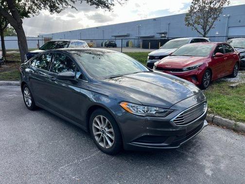 2017 Ford Fusion SE