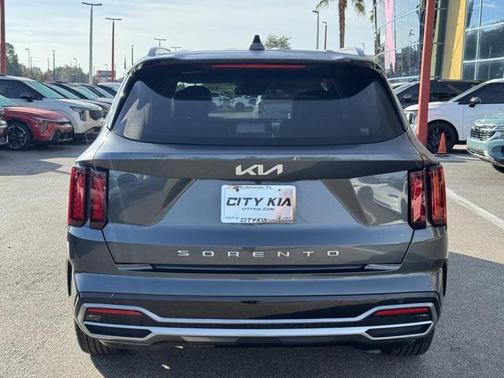 2022 Kia Sorento EX