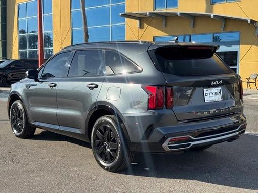 2022 Kia Sorento EX