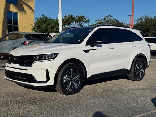 2023 Kia Sorento S