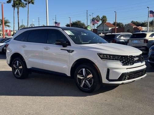 2023 Kia Sorento S