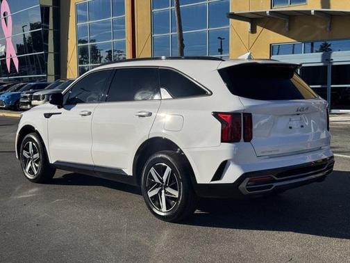 2023 Kia Sorento S