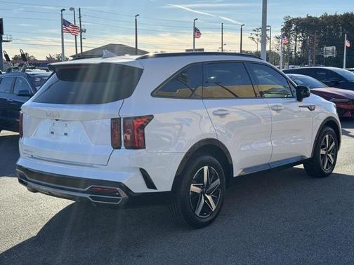 2023 Kia Sorento S