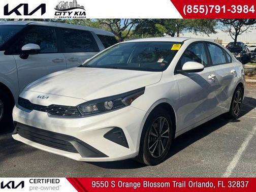 Snow White Pearl 2024 Kia Forte LXS