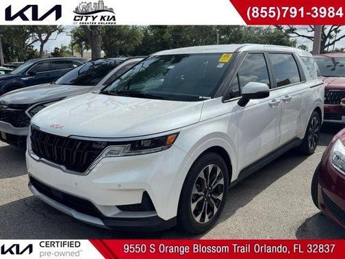 White 2024 Kia Carnival EX