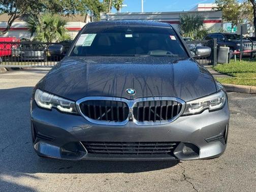 2019 BMW 330 i