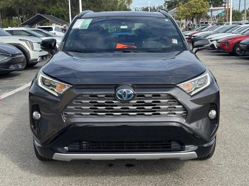 2020 Toyota RAV4 Hybrid XSE
