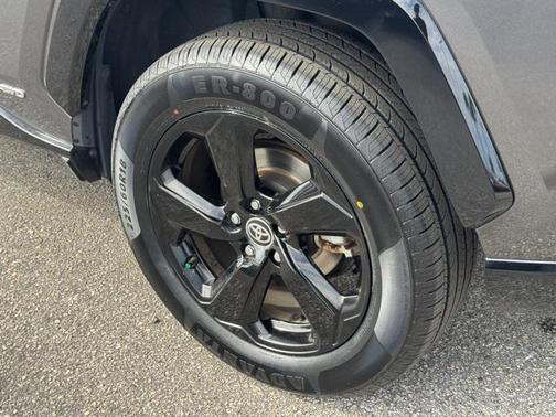 2020 Toyota RAV4 Hybrid XSE