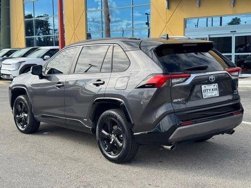 2020 Toyota RAV4 Hybrid XSE