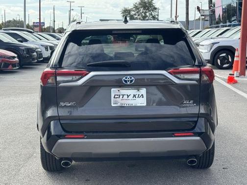 2020 Toyota RAV4 Hybrid XSE
