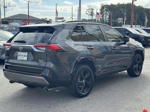 2020 Toyota RAV4 Hybrid XSE