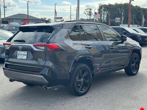 2020 Toyota RAV4 Hybrid XSE