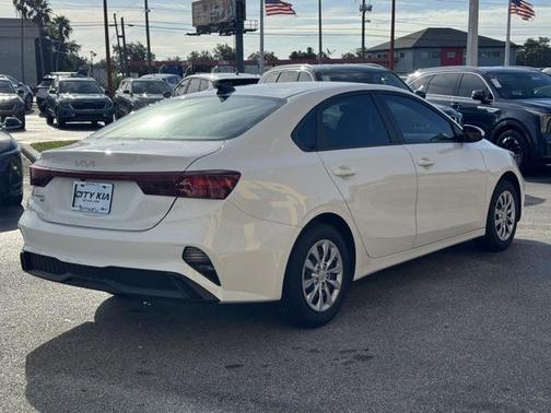 2024 Kia Forte LX