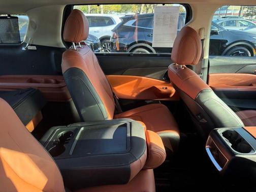 2025 Kia Carnival Hybrid EX