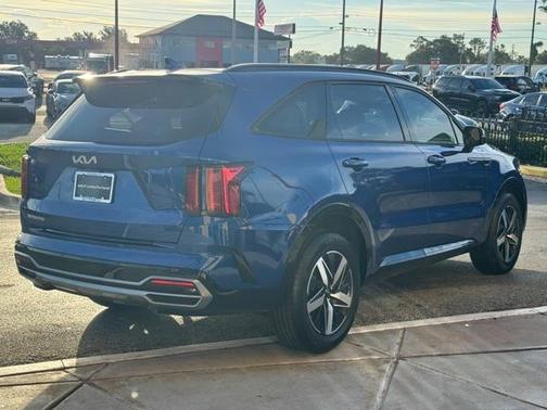 2023 Kia Sorento S