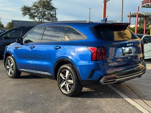 2023 Kia Sorento S