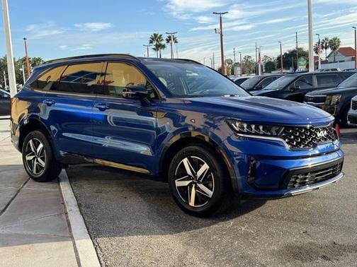 2023 Kia Sorento S