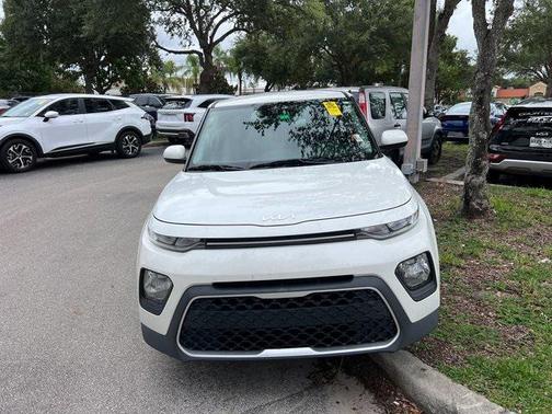 2022 Kia Soul LX