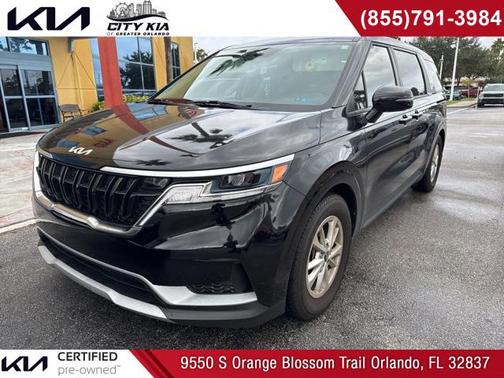 2023 Kia Carnival LX