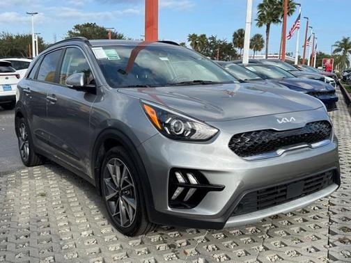 2022 Kia Niro Touring SE