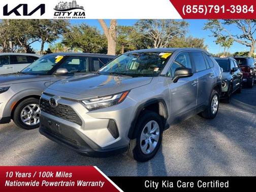 2024 Toyota RAV4 LE