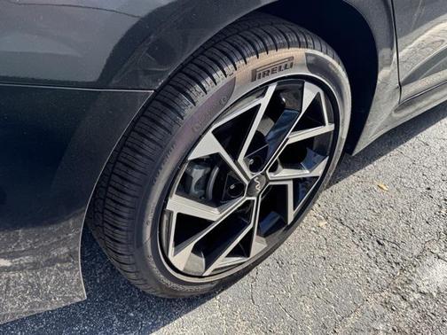 2025 Kia K5 EX
