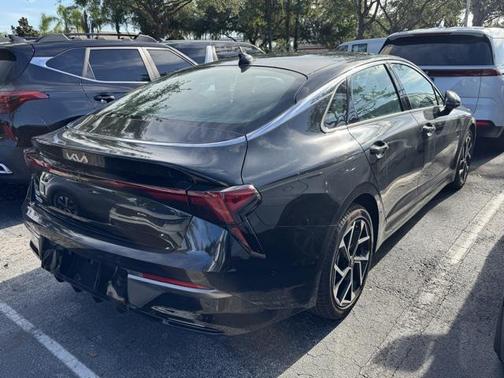 2025 Kia K5 EX